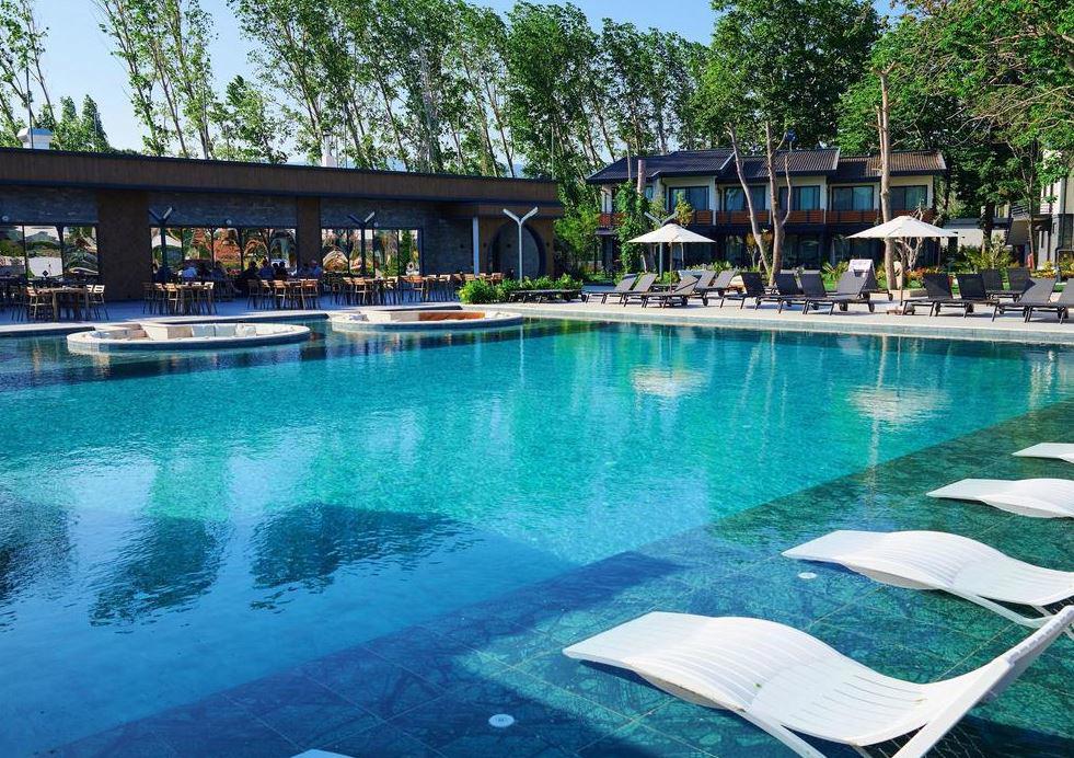 Parmos Otel