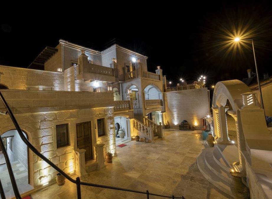 Underground Cave Suites