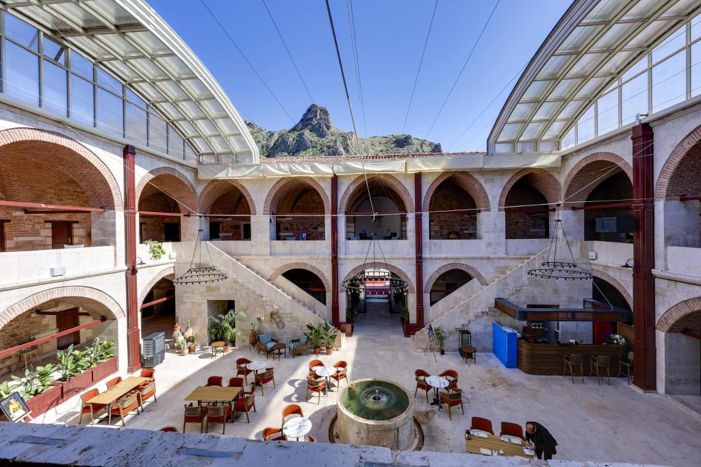 Silk Road Museum Hotel