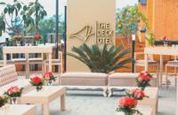The Deck Otel