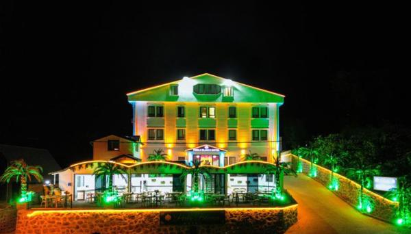 Perla Blanca Hotel