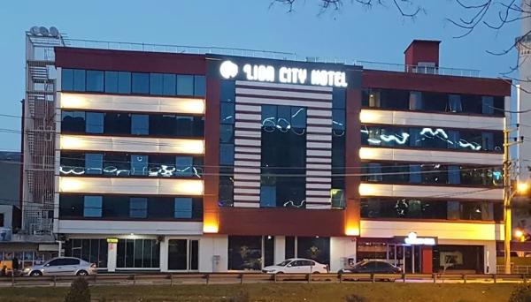 Lion City Hotel