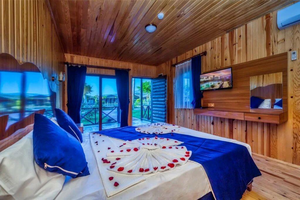 Hitit Marina Hotel & Bungalows