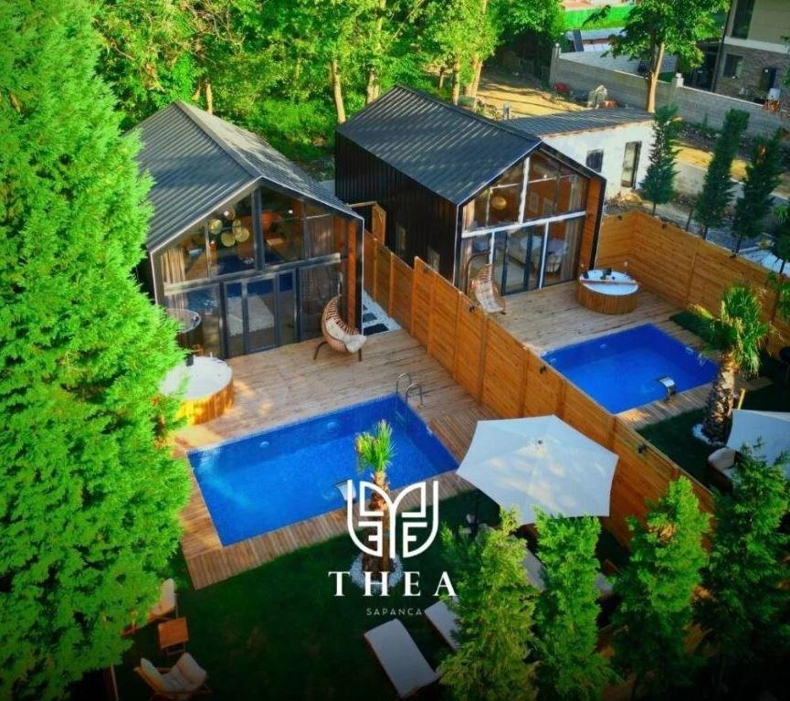 Thea Sapanca Bungalov