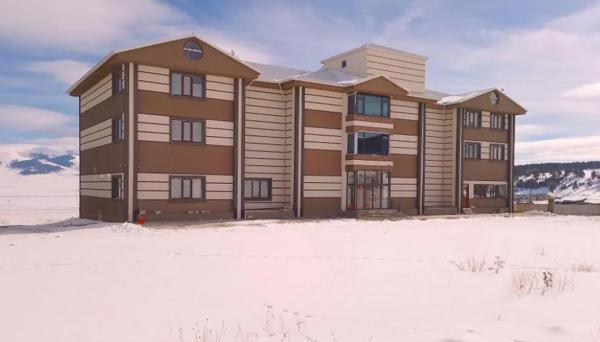 Chalet Khione (Metinoğlu Pansiyon) Sarıkamış