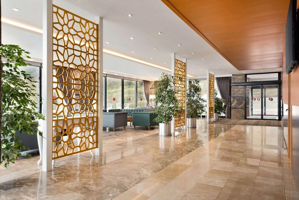 Ramada By Wyndham Giresun Piraziz