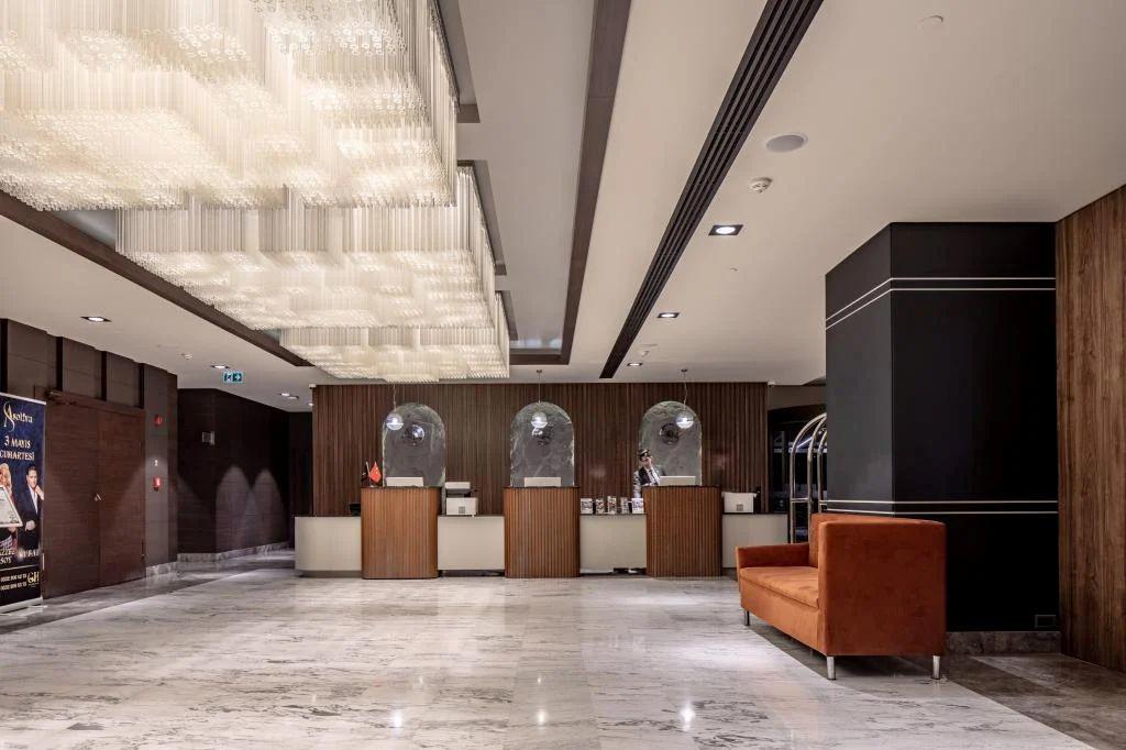 Grand Harilton Hotel