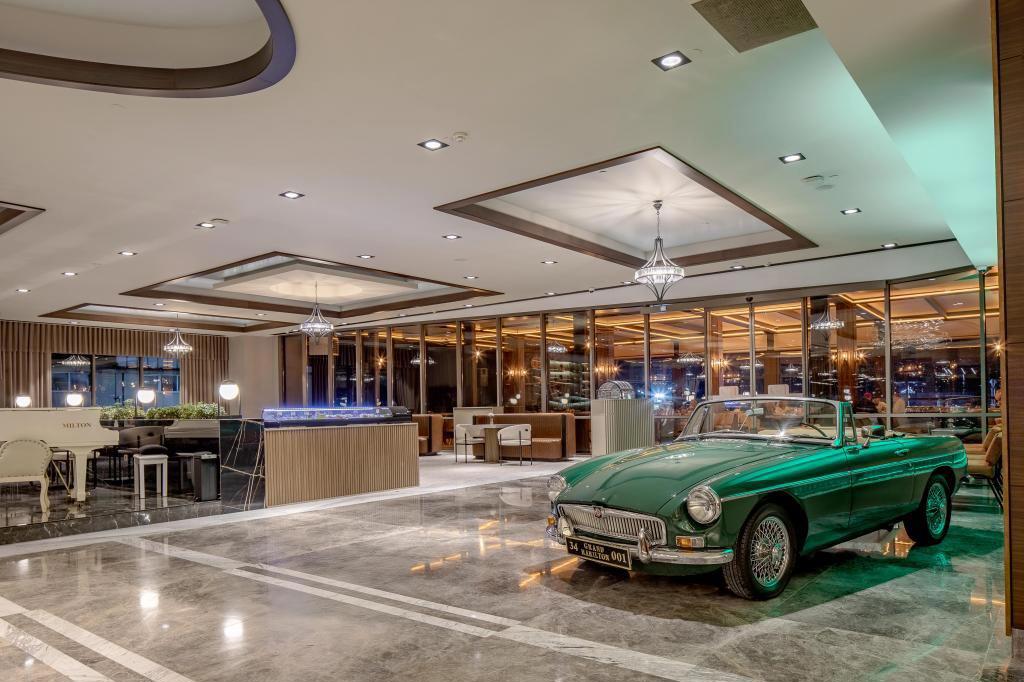 Grand Harilton Hotel