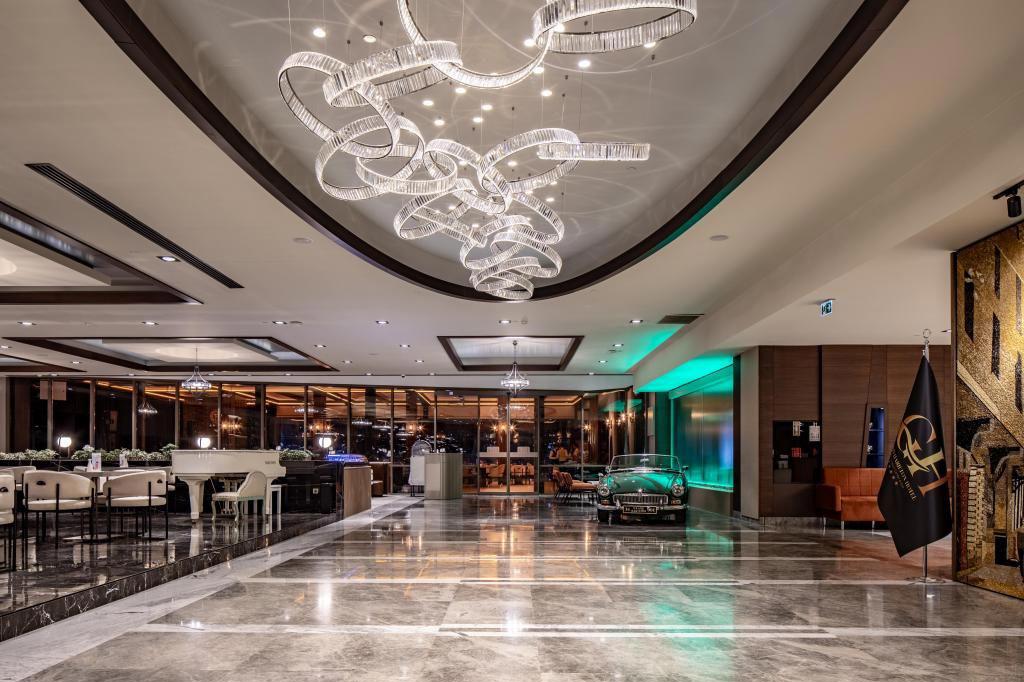 Grand Harilton Hotel