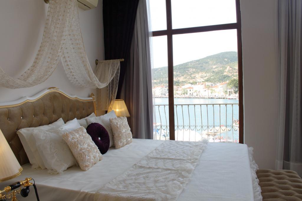 Huri & Nuri Hotel