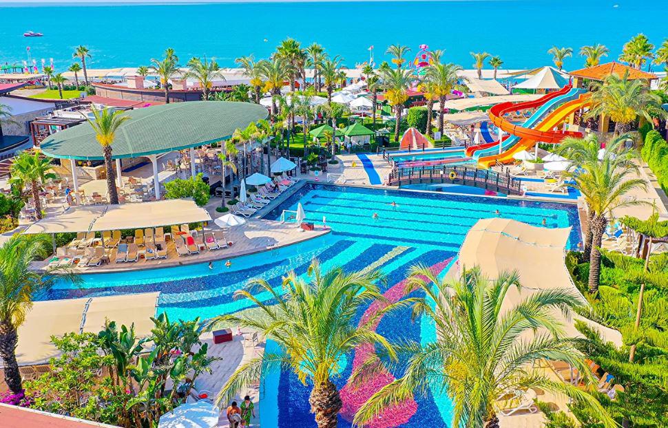 Crystal Family Resort