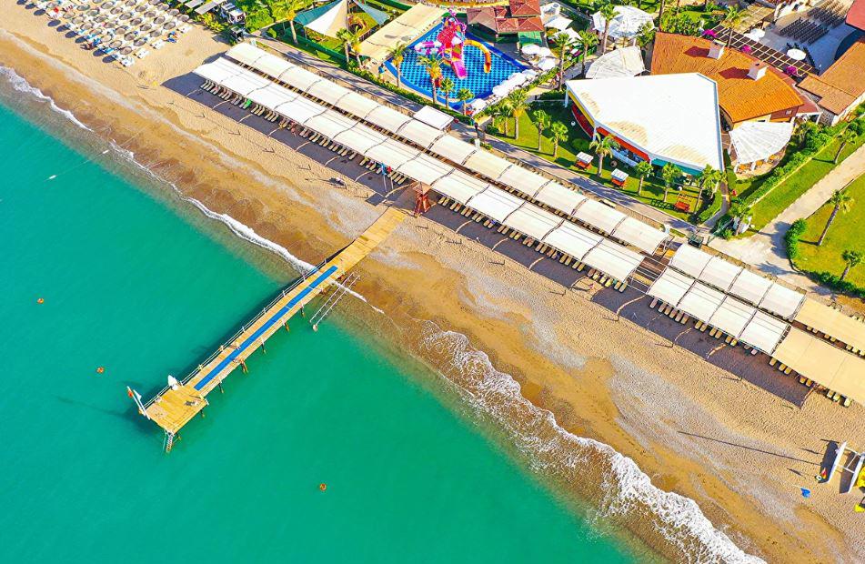 Crystal Family Resort