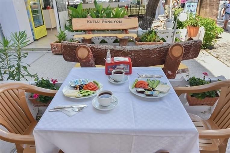 Kutlu Pansiyon