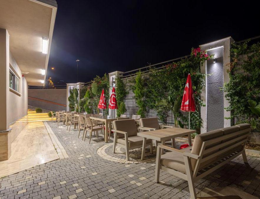 Loovox Suites