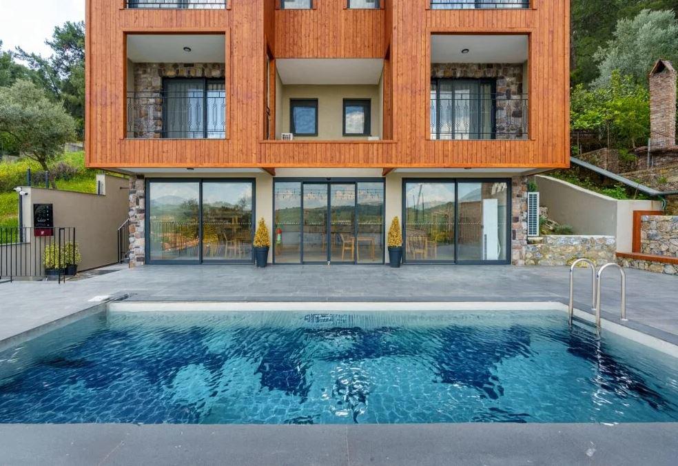 Ephesus Select Suites +14