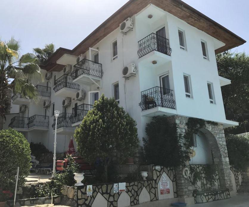 Red Hotel Hisarönü