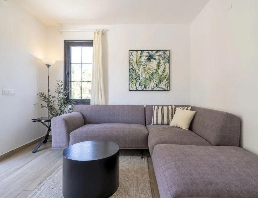 Naro Suites Çesme Marina