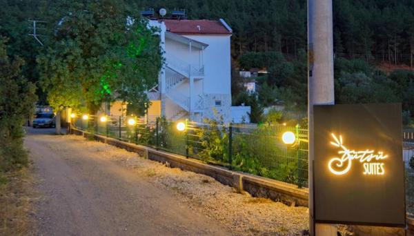Tütsü Suites