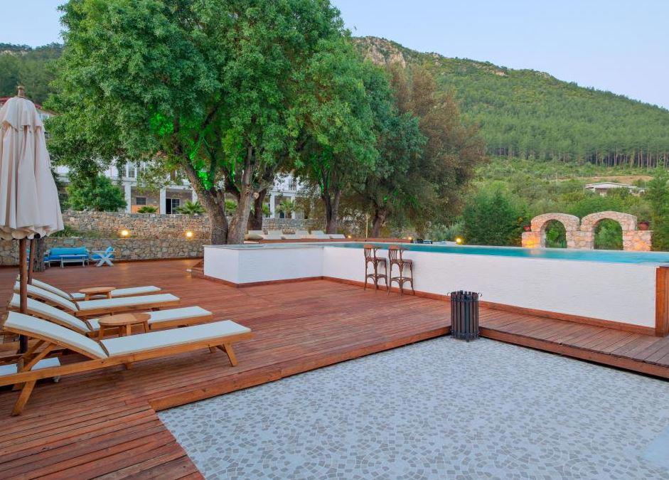Tütsü Suites