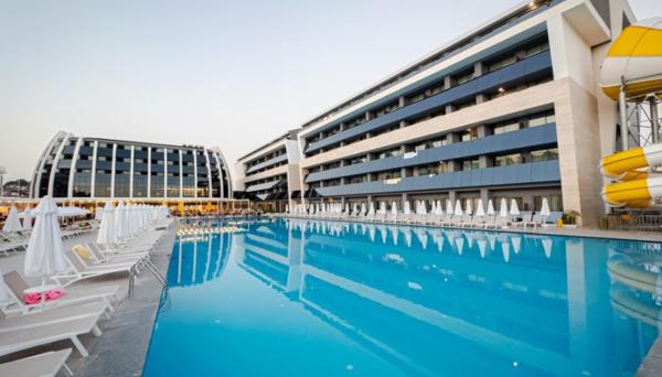 Victory Volare Hotel