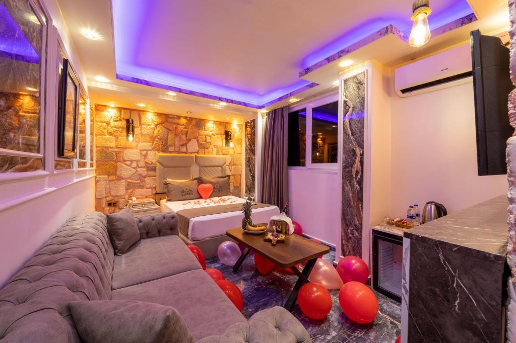 Ren Plus Suit Bakırköy