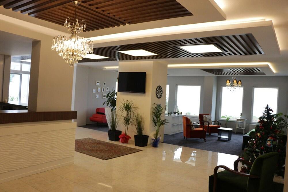 Hüseyin Hotel