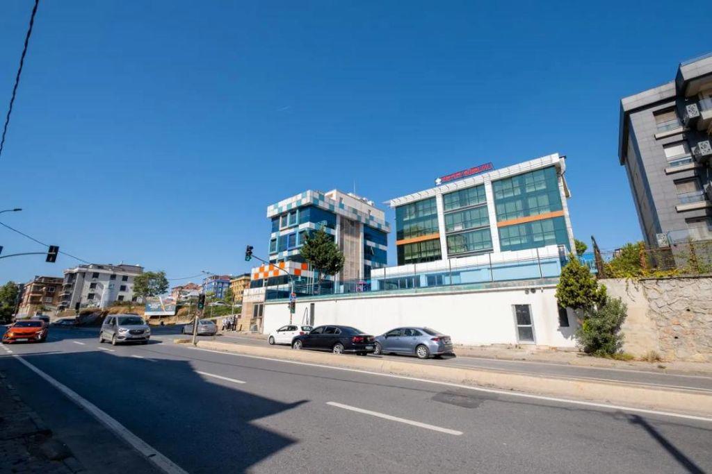 The Port Güzelyalı