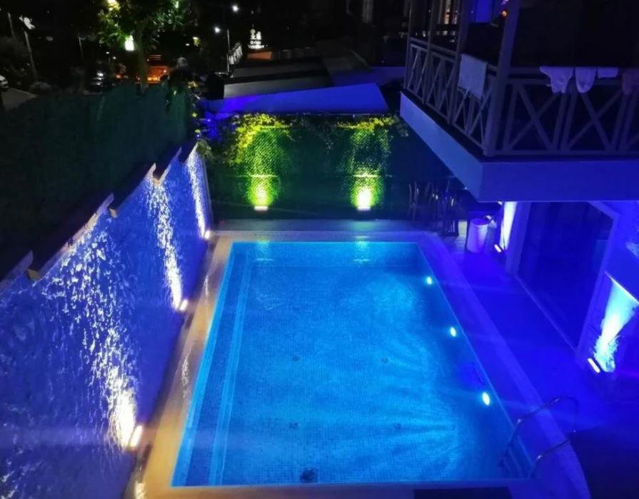 Mavilla Hotel