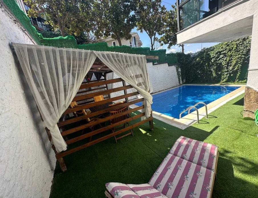 Mavilla Hotel