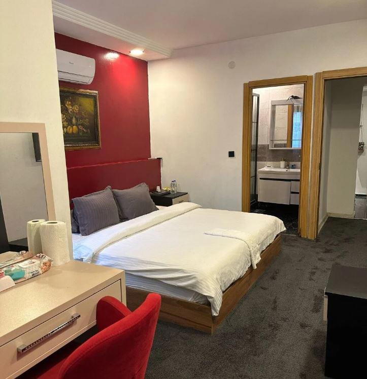 Mavilla Hotel
