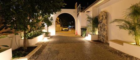 Nephos Beach Hotel