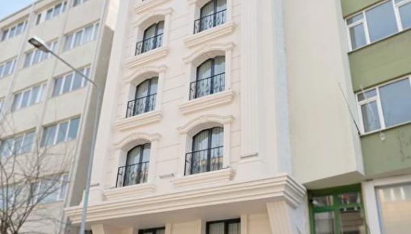 The Breeze Hotel