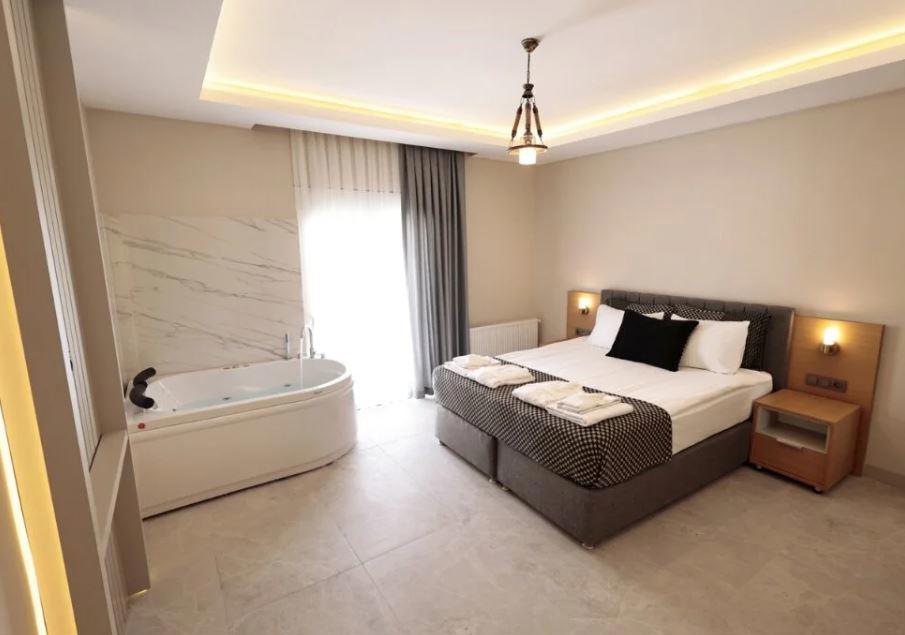 Livia Luxury Apart Hotel