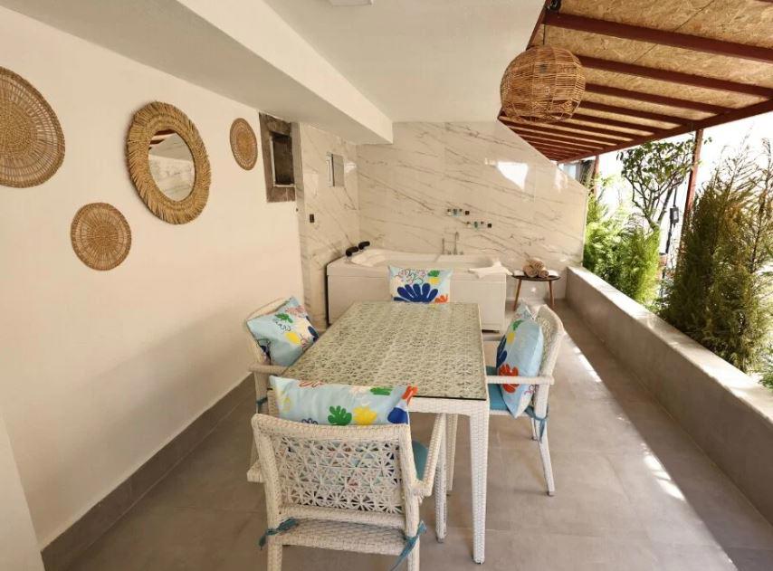 Livia Luxury Apart Hotel