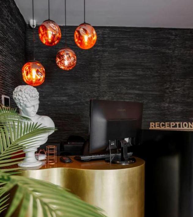 Luff Living Adult Only (+12)