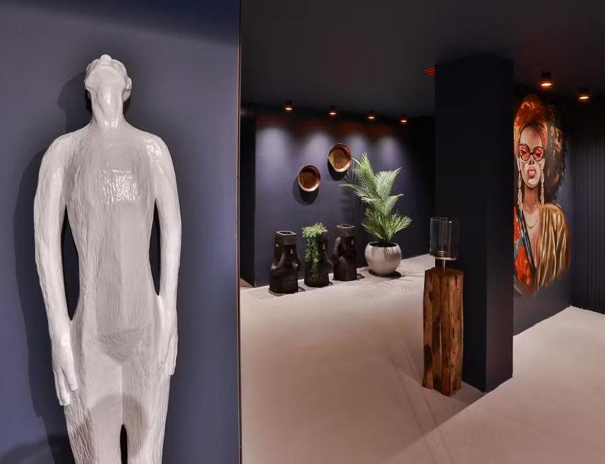 Luff Living Adult Only (+12)