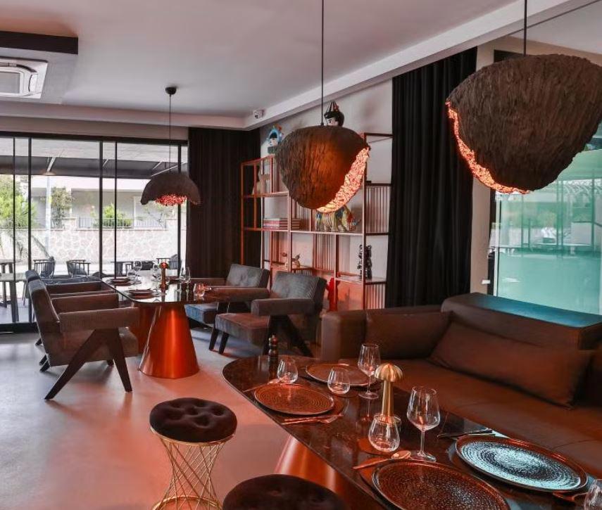 Luff Living Adult Only (+12)