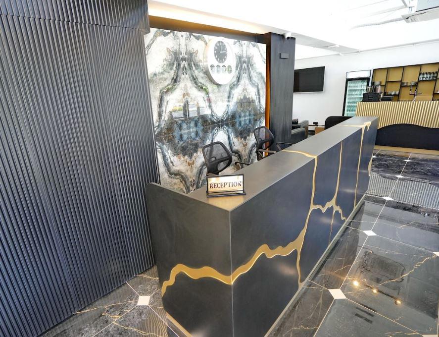 Shelton Airport Otel