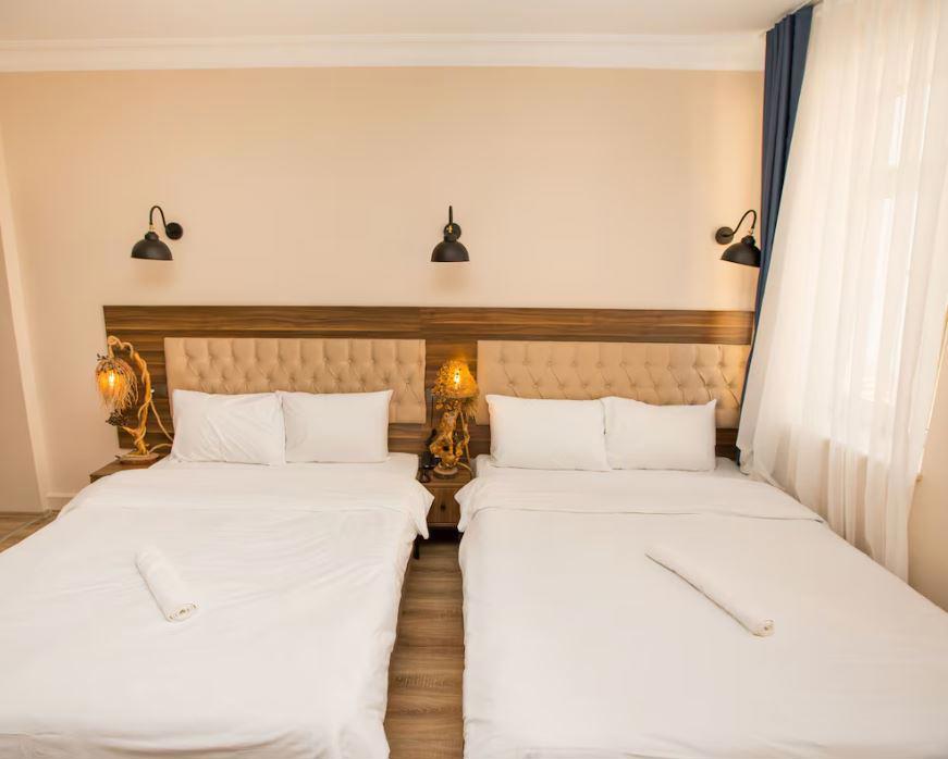 Corner Garden Hotel