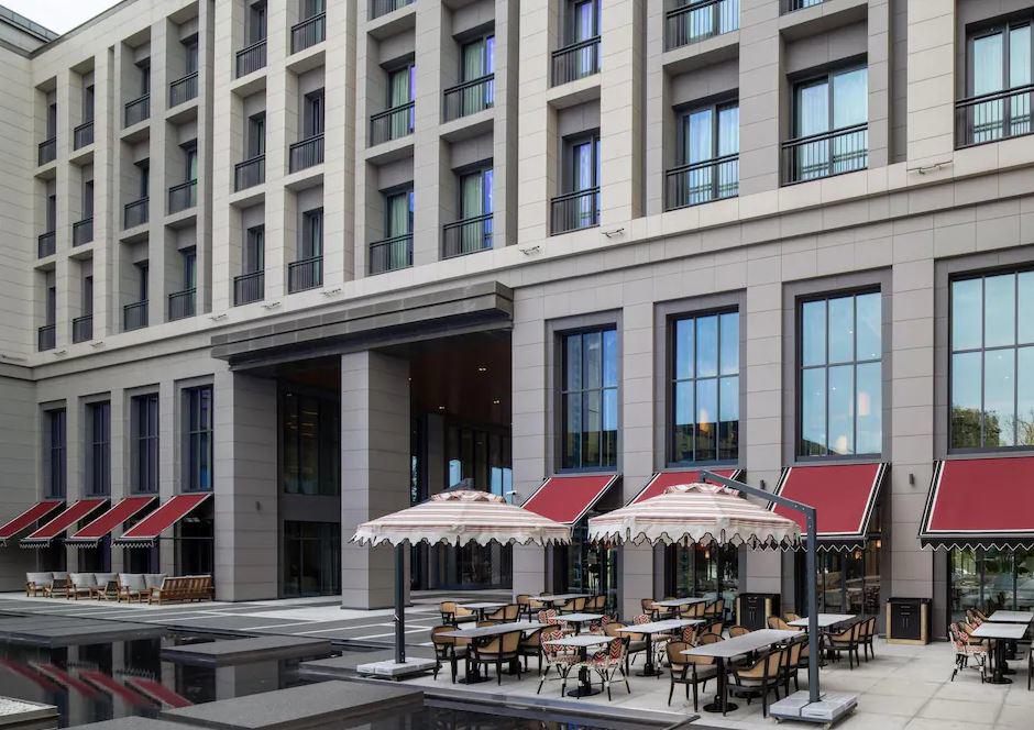 Altunizade Suites Istanbul Curio Collection By Hilton