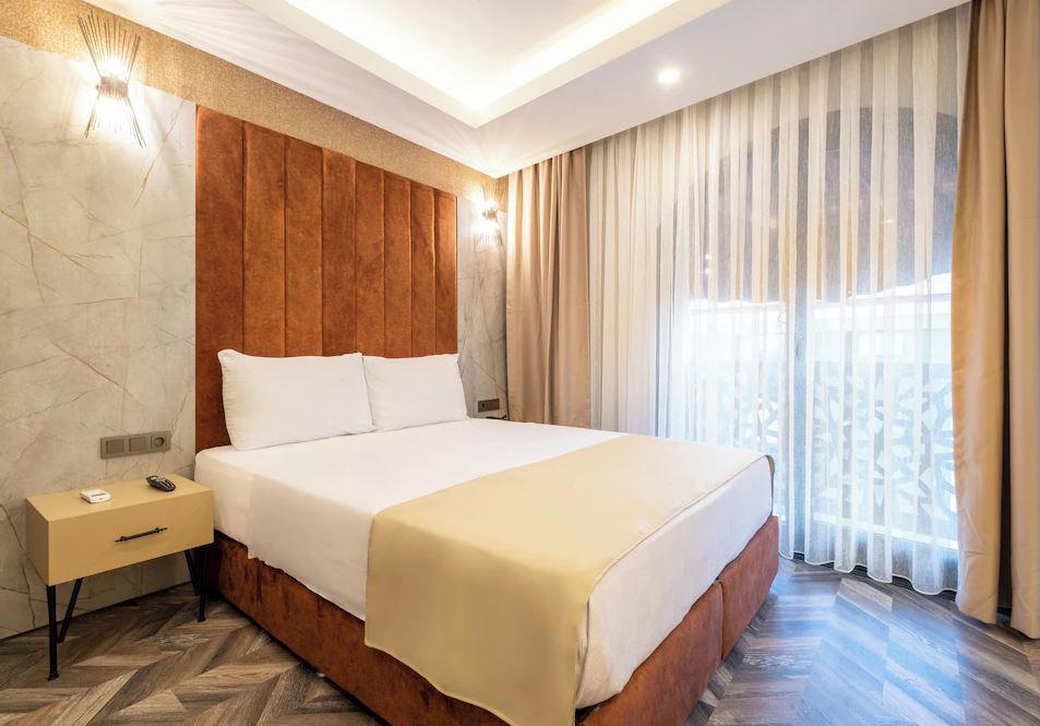 216 Star Suite