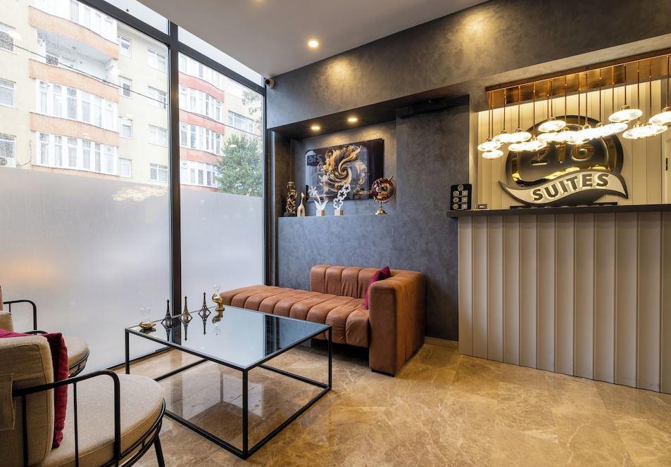 216 Star Suite