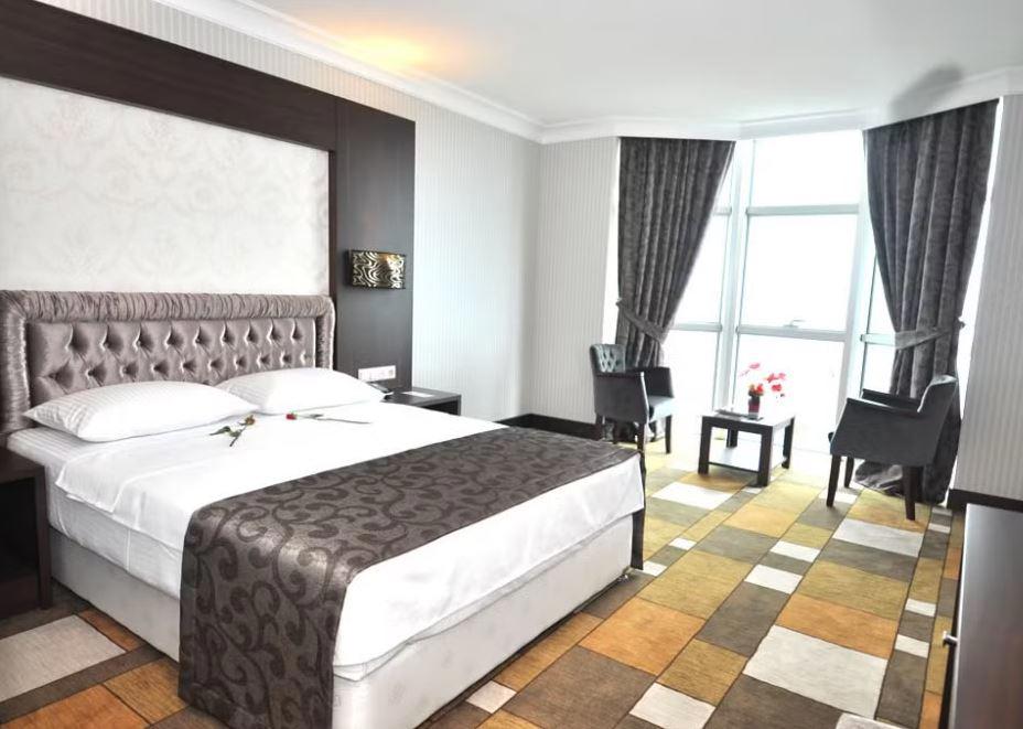 Grand Amisos Hotel