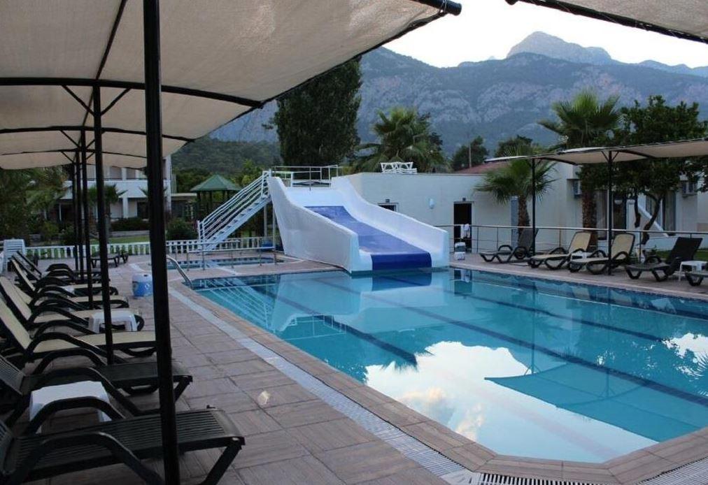 Gold Stone Hotel