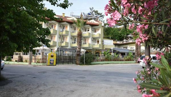 Anerissa Hotel