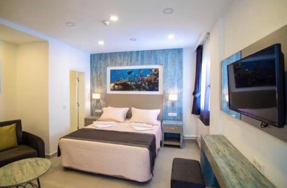 Queen Victoria Bodrum