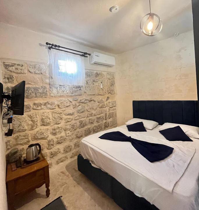 Firdevs Konağı