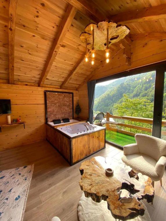 Maysa Suit Bungalov