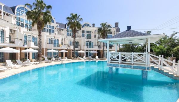 Seahorse Deluxe & Residences