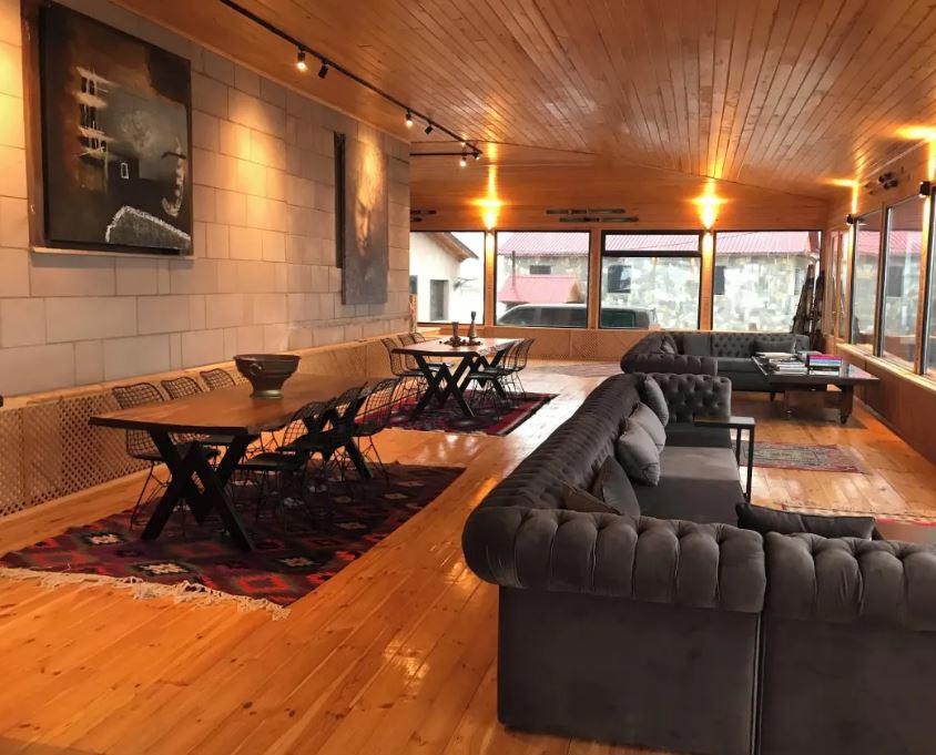 Ovit Hotel